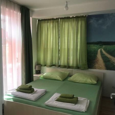 City Apartment Ohrid Bagian luar foto